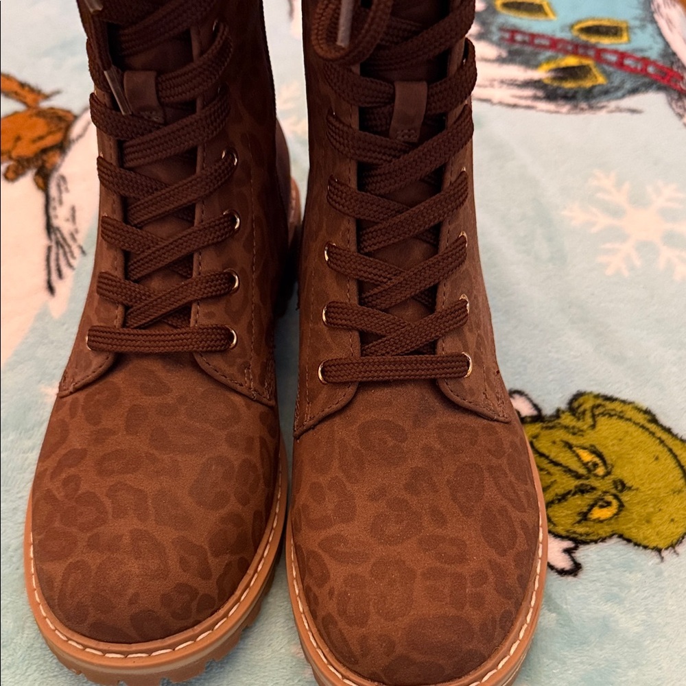 Women’s Brown Leopard Print Lace-Up Boots, new never worn - Picture 3 of 11
